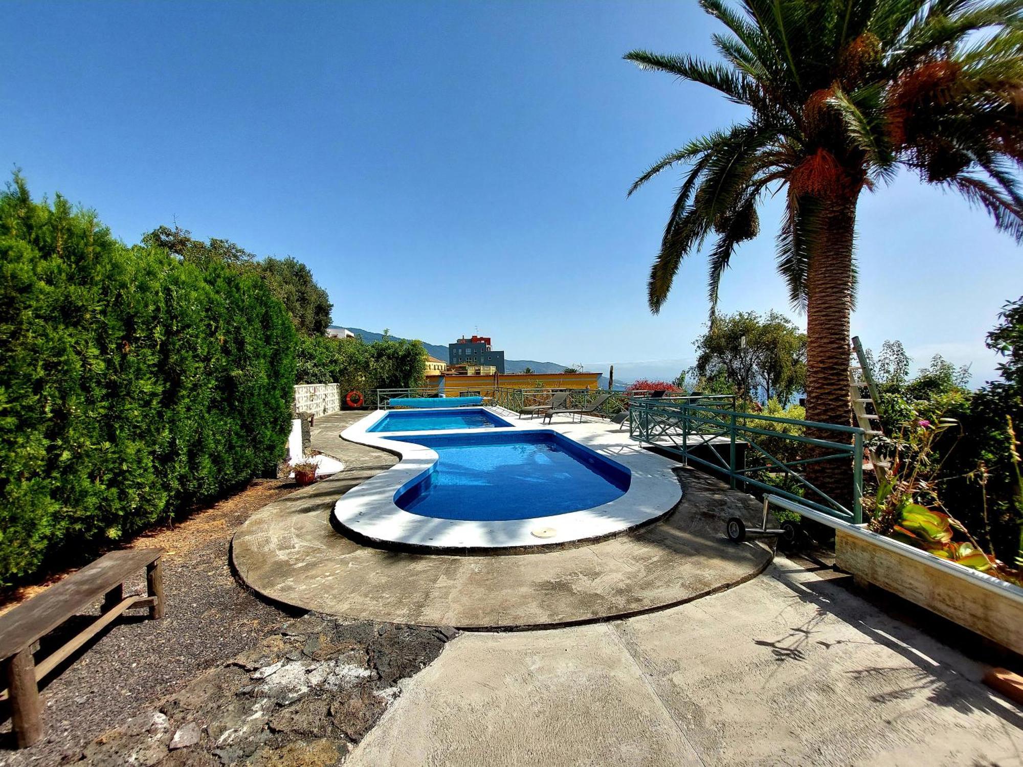 Villa Asuncion B Брения-Баха Экстерьер фото